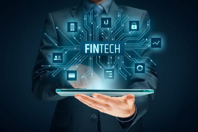 1727188025 Fintech.jpg