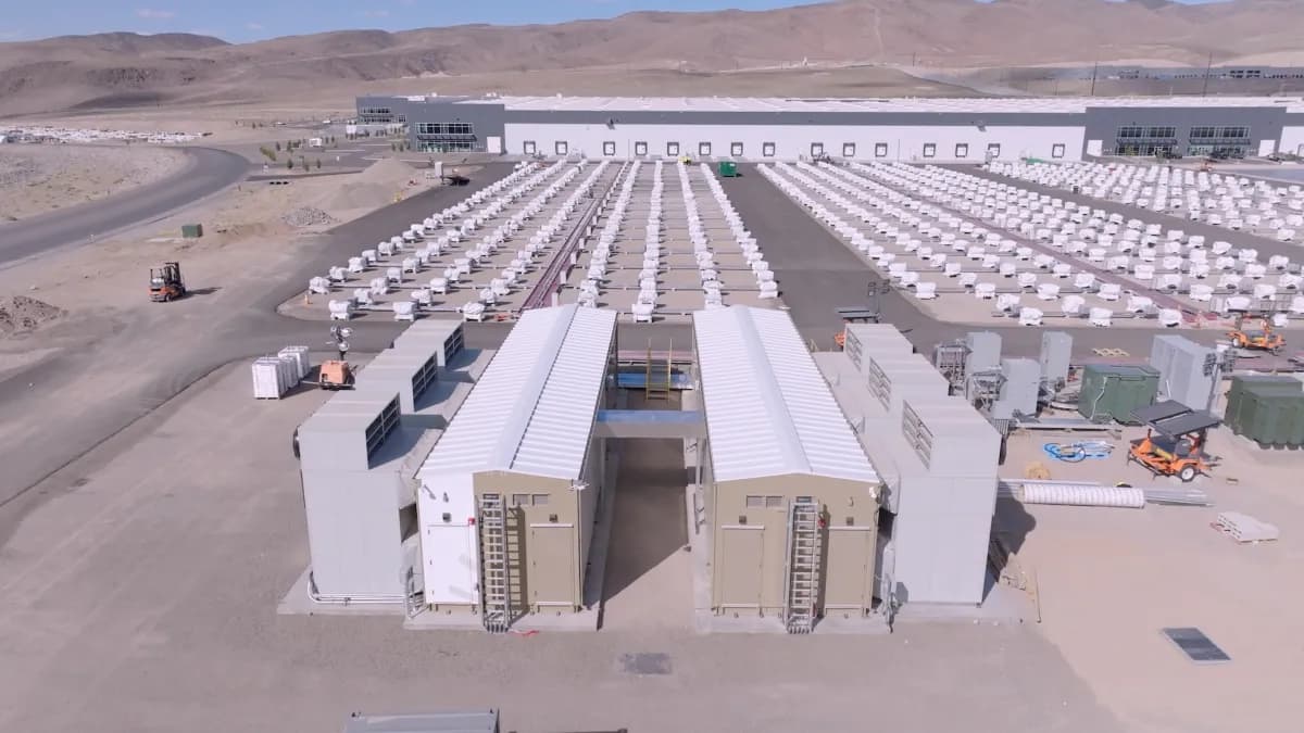 Modular Data Center 2.jpg