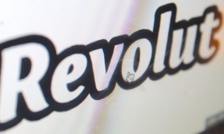 Revolut 6.jpg