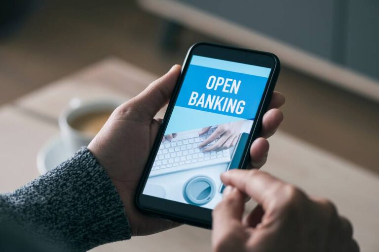 Open banking shutterstock 1971068786.jpeg