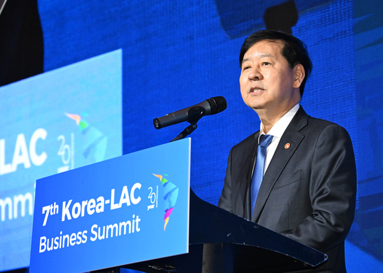 Finance executive highlights the need for stronger collaboration with Latin America in the areas of artificial intelligence, minerals, and clean energy. 5740a149 81b5 4376 8103 45d358494c89.jpg