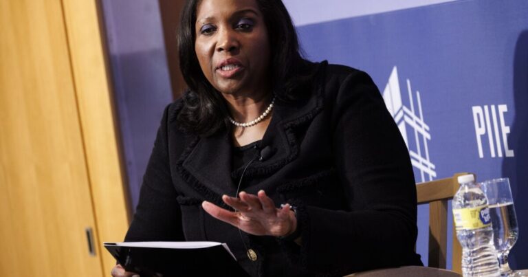 Cook warns about the dangers of financial trading influenced by AI technology. Urlhttps3A2F2Fsource media brightspot.s3.us east 1.amazonaws.com2F652F462Fbd11e2f74534b6d2ae.jpeg