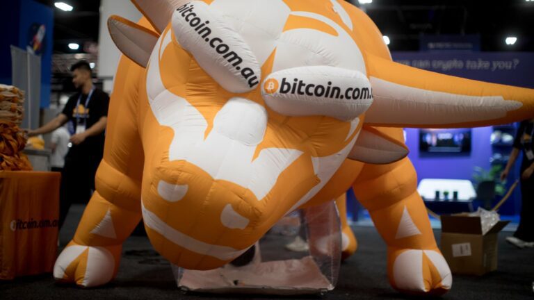 108235238 1764691197492 gettyimages 2247280413 AUS CRYPTO.jpeg