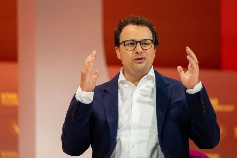 Dario Amodei Anthropic viva tech.jpg