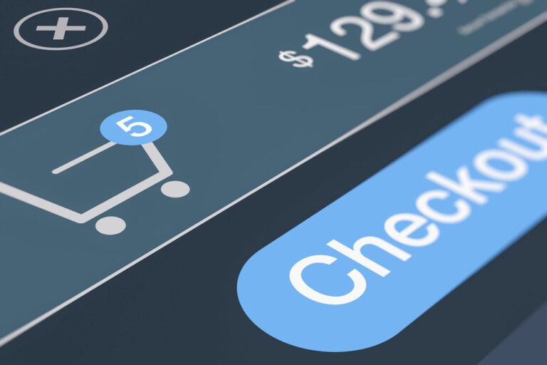 Checkout FI embedded finance retailers.jpg