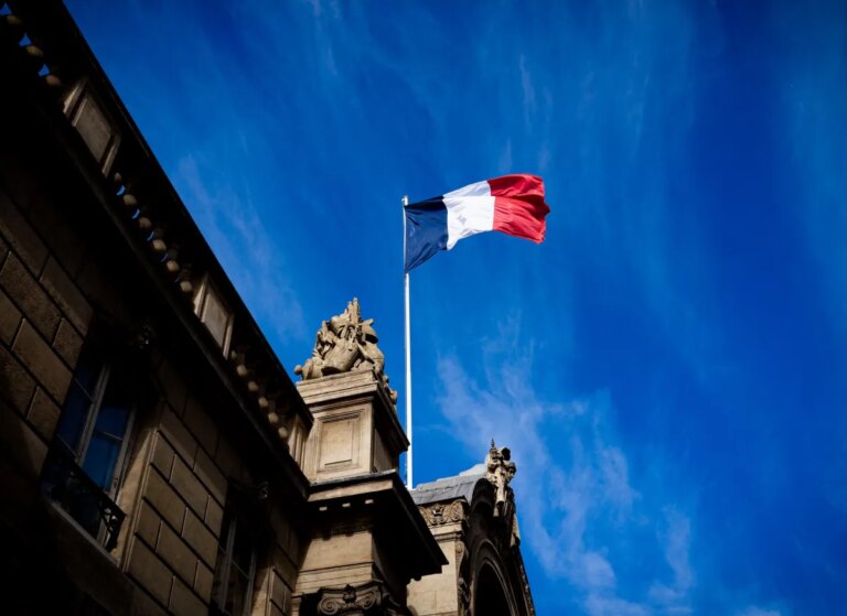 France flag 2233577438.jpg